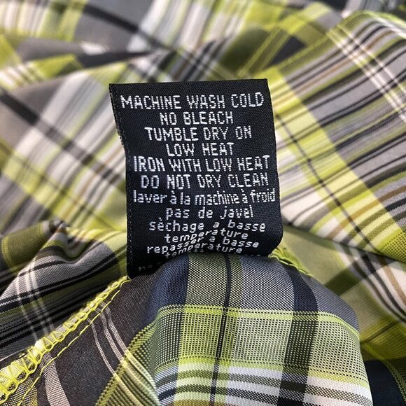 Kuhl Shirt Button Front Polyester Ionik Plaid Short Sleeve Men's Medium - Picture 9 of 10